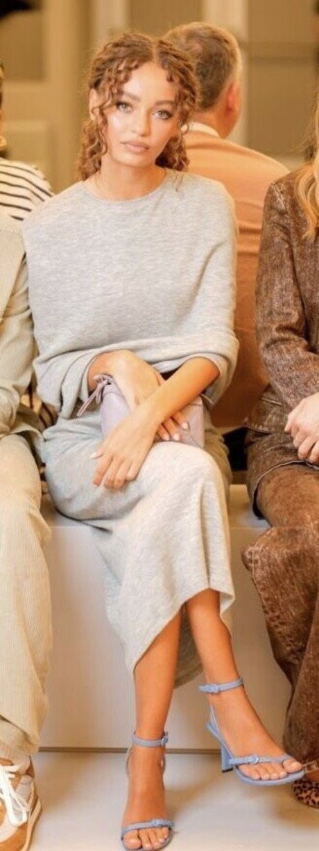 Nico Parker naked onlyfans