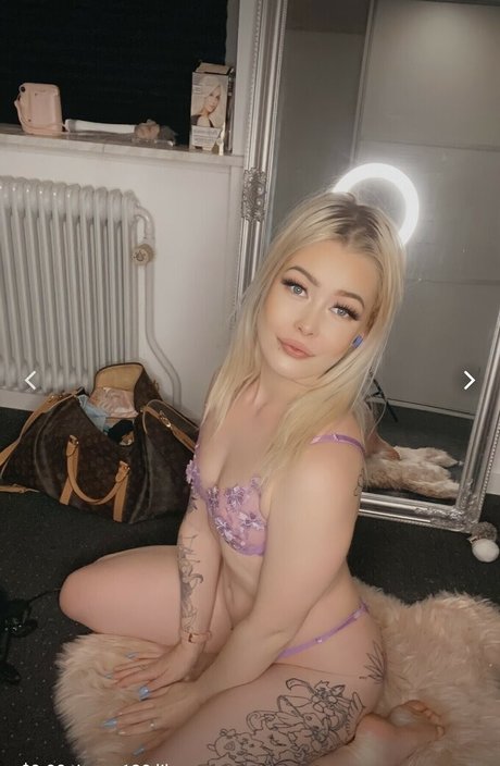 wizbaby ass onlyfans