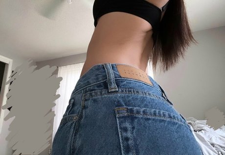 Irltinygf desnuda onlyfans