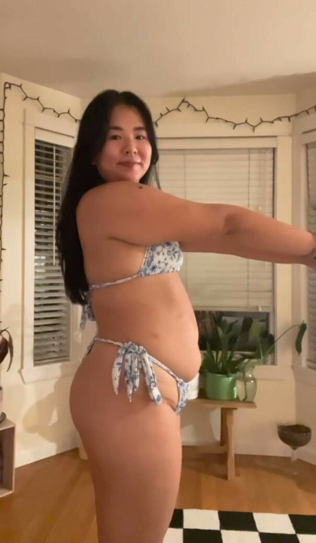 asian slut onlyfans art naked snap