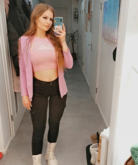 Ruth Fischer onlyfans nude tits