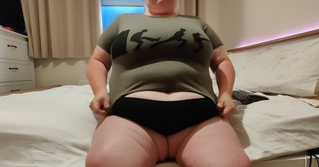 Expandabelly onlyfans naked