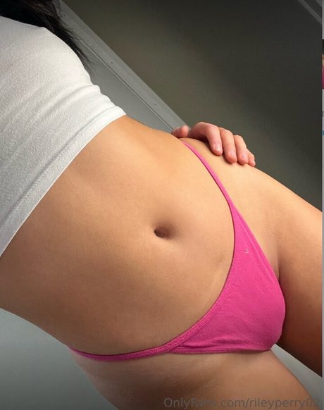 rileyperry02 onlyfans porn