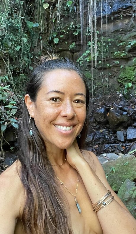 Noelani Love onlyfans nude pictures