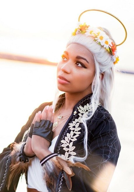 Mica Burton onlyfans porn free