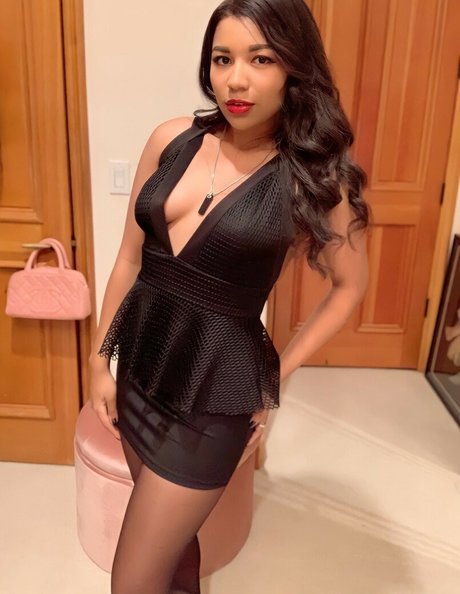 Mica Burton new onlyfans leak