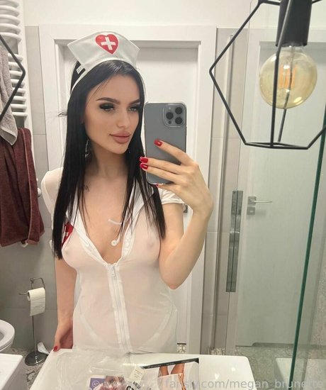 megan brunette strip onlyfans