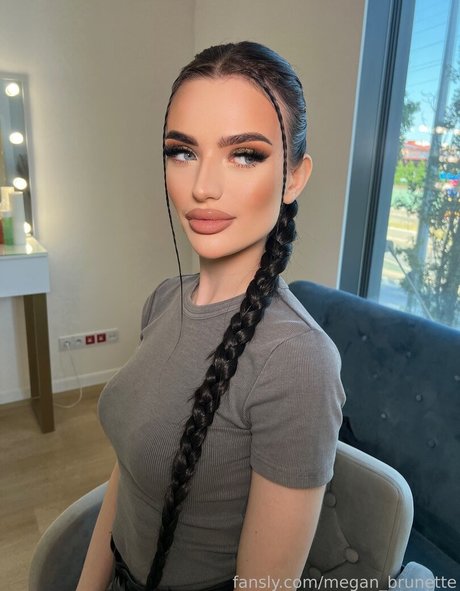 megan brunette onlyfans nudes