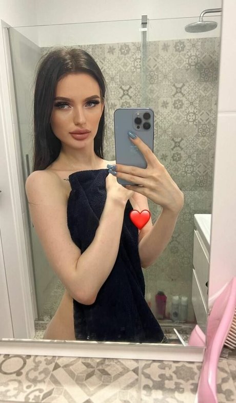 megan brunette naked onlyfans