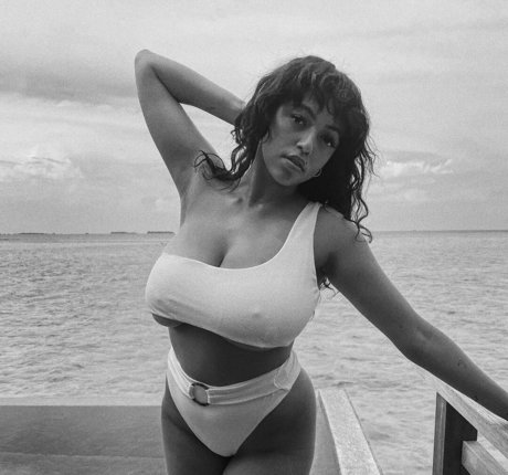 Mahalia Profile image