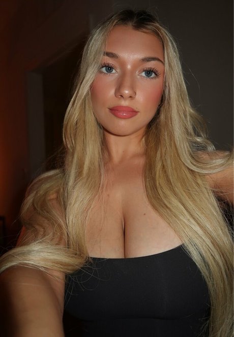 Sara Brooks onlyfans de