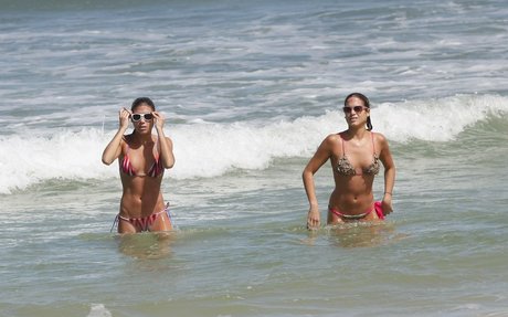 Bie Branca Feres onlyfans ass