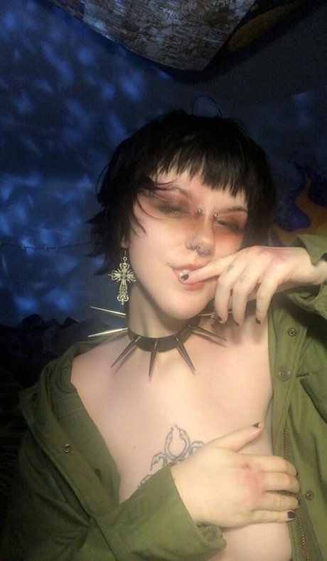 vapew0rm onlyfans pics