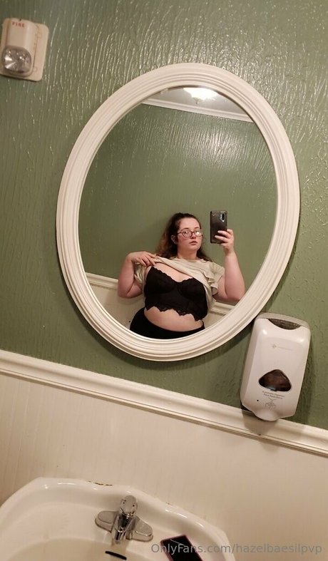 hazelbaesilpvp onlyfans fotos