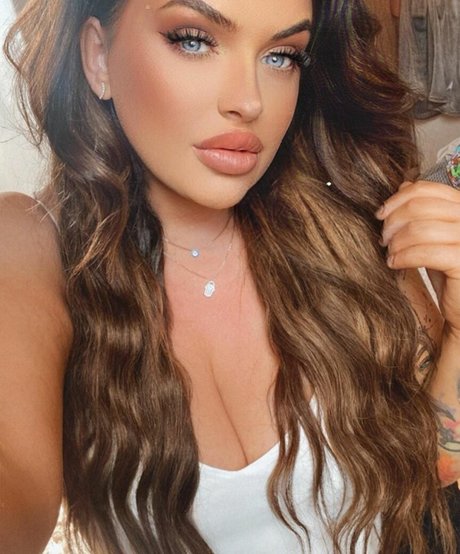 Aimee Nowell leaked onlyfans