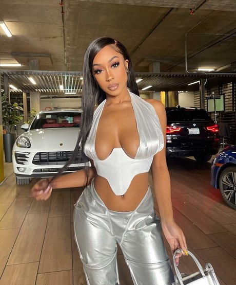 viandradunn naked leaked onlyfans