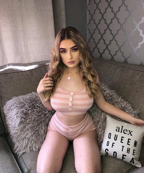 Alex Estelle onlyfans nude porn