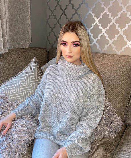 Alex Estelle onlyfans exposed