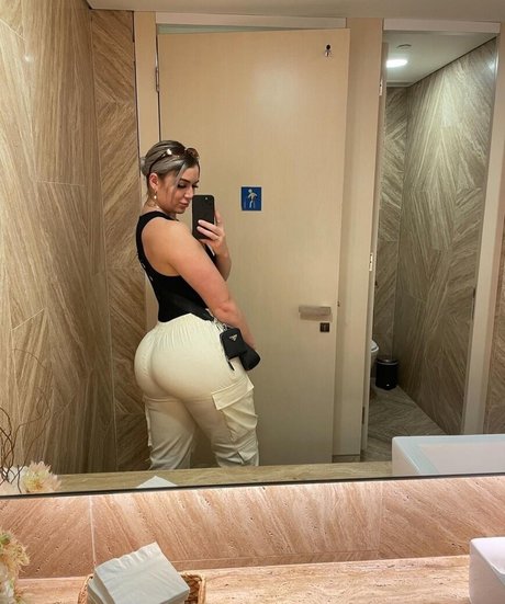 Nikita Simpson onlyfans nsfw