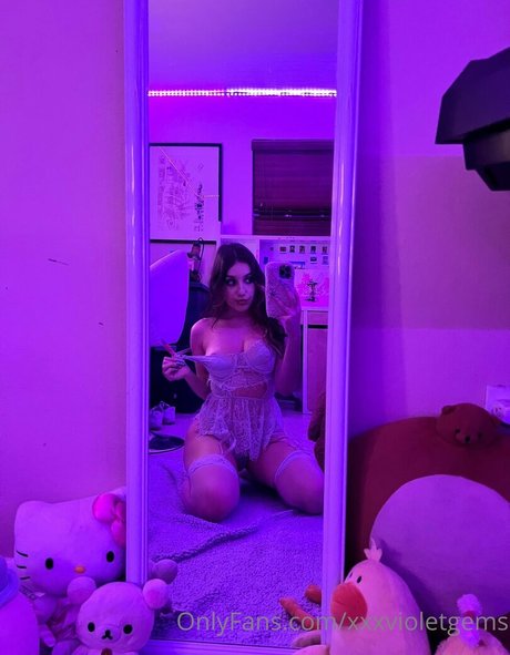 Violet Gems onlyfans sex leak
