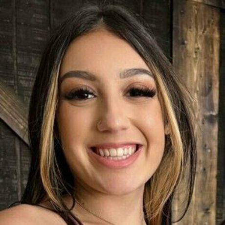 Violet Gems onlyfans leak