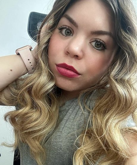 PowerpuffDoll onlyfans leaked.