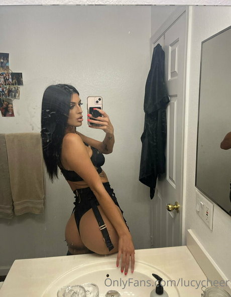 lucymomma onlyfans full