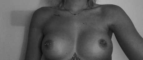 asmr feet onlyfans hot nude picture