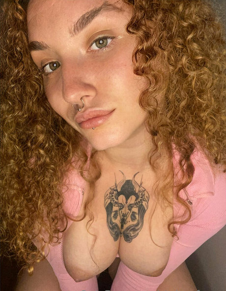 steisy foxxx onlyfans leak ass