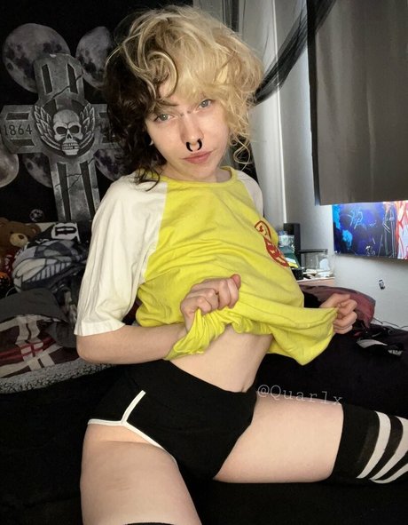Quarlx onlyfans naked porn
