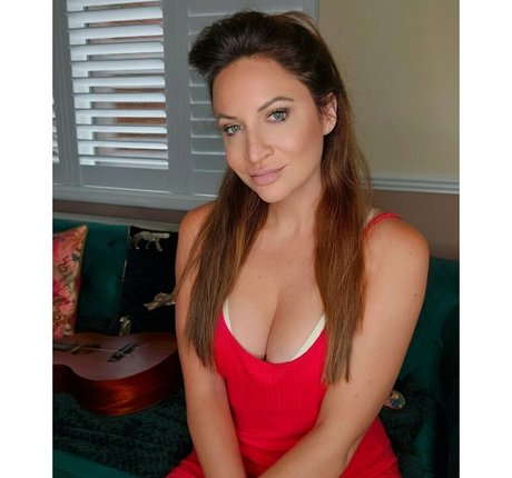 rebeccava nude onlyfans leak