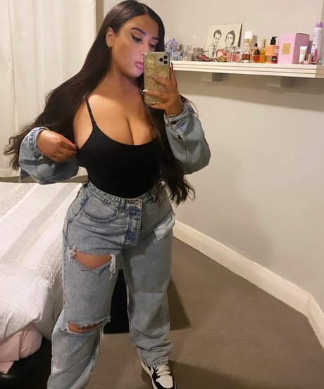 Maria Luisa onlyfans pics