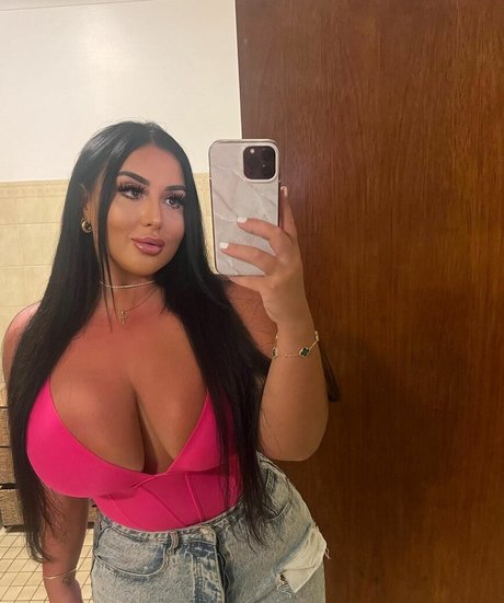 Maria Luisa onlyfans leak nudes