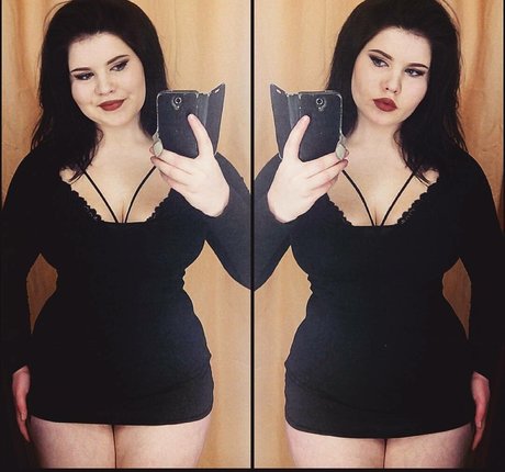 Anna Bernadi onlyfans nide