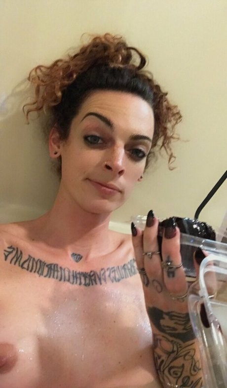 cleoalexandria onlyfans sextape