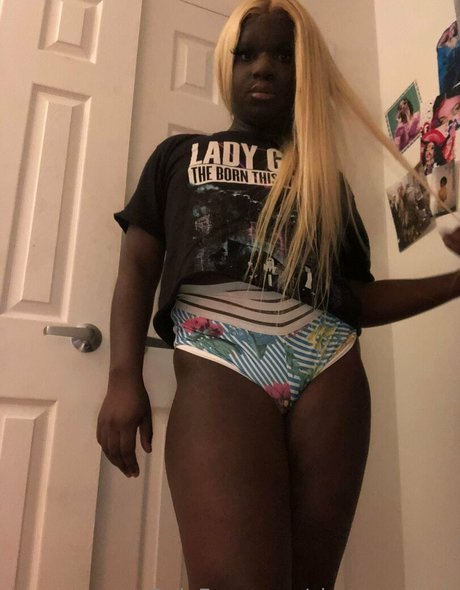 sissy serayah onlyfans xx