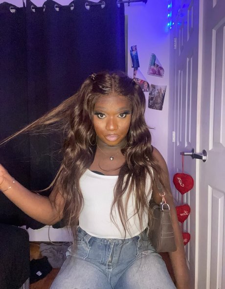 sissy serayah leaked naked onlyfans