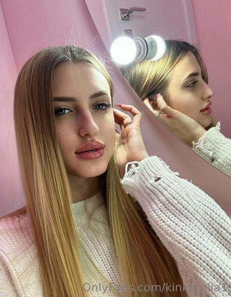 kinky ella1 only fans pics