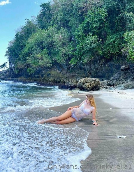 kinky ella1 onlyfans nude pics