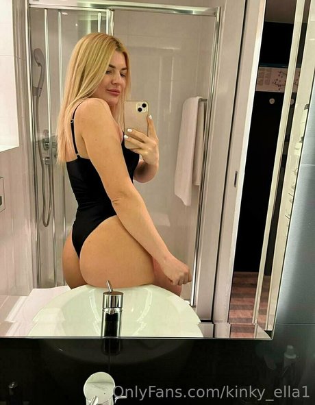kinky ella1 onlyfans sex leaks