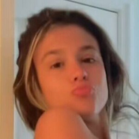 blowjob swallow onlyfans beautiful slide