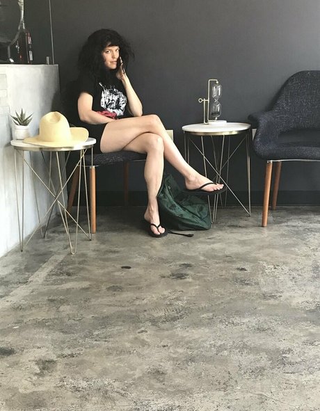 Emily Axford nudes only fans