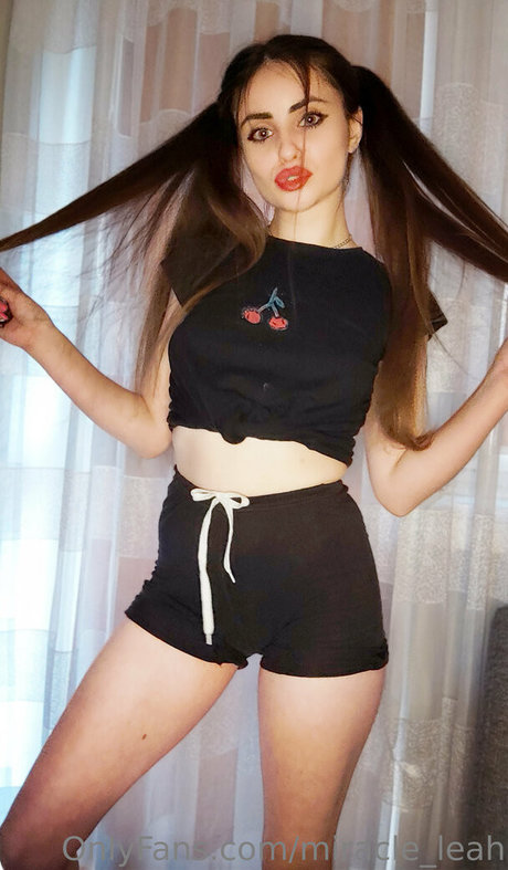 miracle leah onlyfans leaked nude