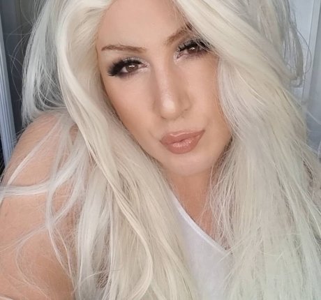 Brooke Spearz onlyfans boobs