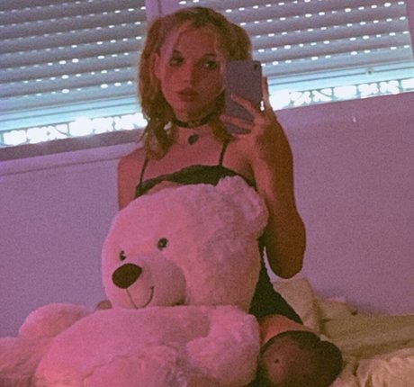 angele mhr onlyfans content