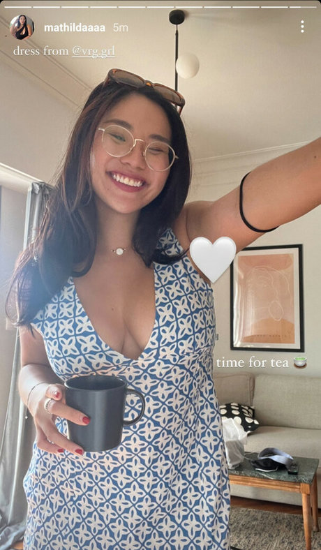Mathilda Huang onlyfans strip tease