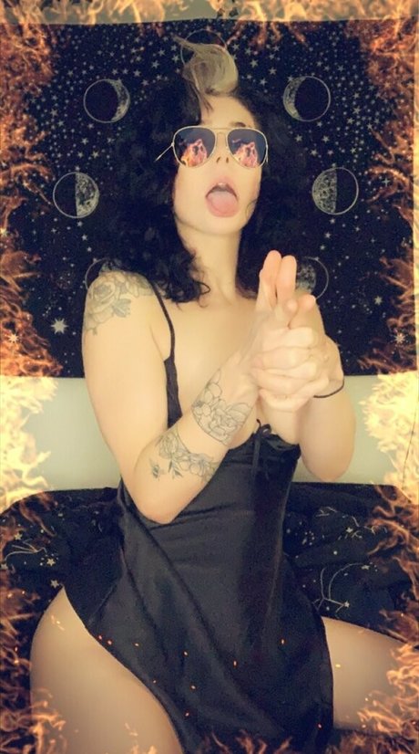 erinrileycos only fans pictures