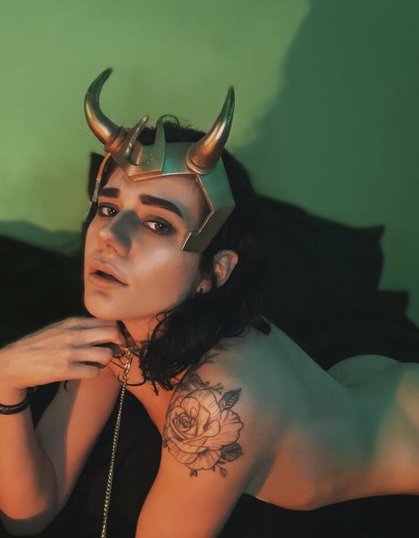 erinrileycos onlyfans leaked pics