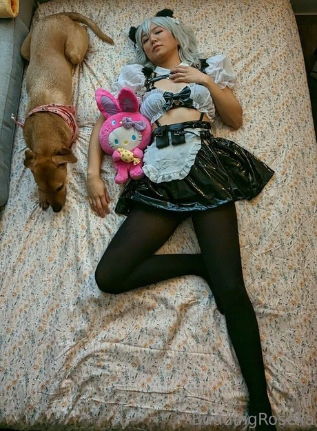 buddingroselia onlyfans strip tease