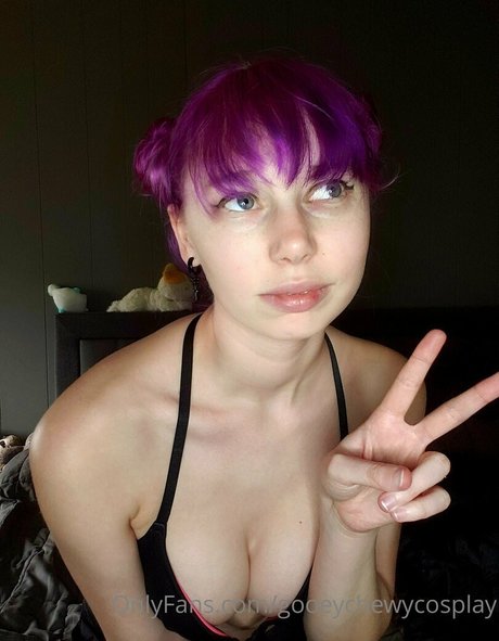 gooeychewycosplay nudes onlyfans leak